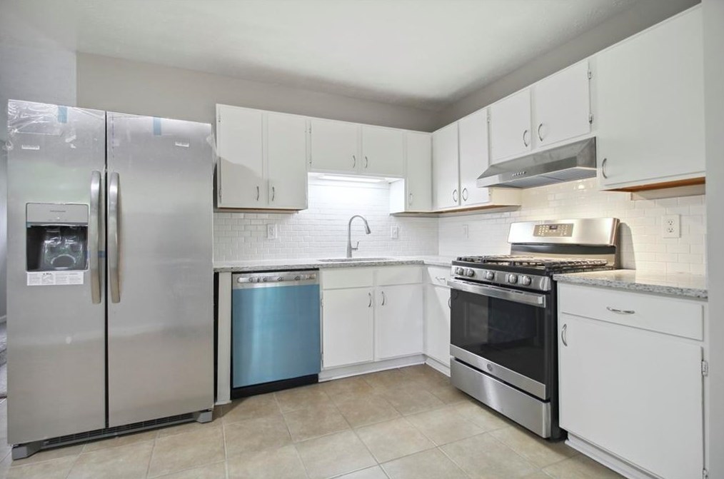 4835 Plymouth Trce, Decatur GA  30035-3609 exterior