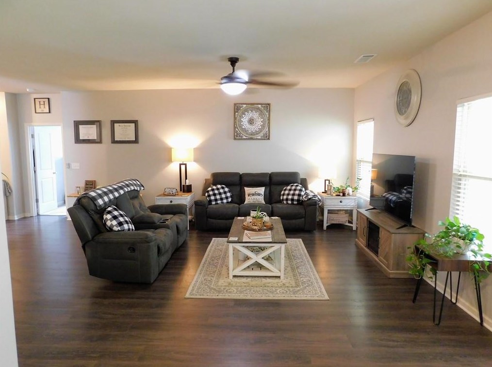 44 Autumn Canyon Path, Euharlee GA  30121 exterior