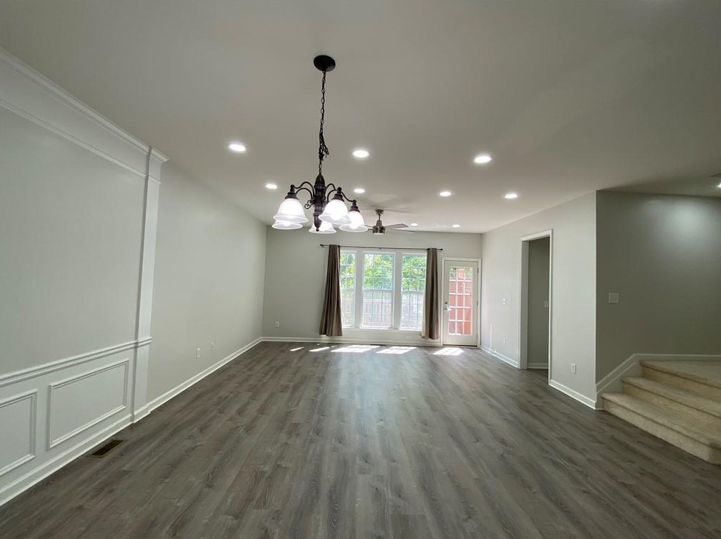 1893 Ridgemont Ln, Decatur GA  30033-4051 exterior