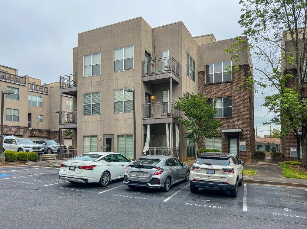 238 Walker St, Atlanta GA  30313-1266 exterior
