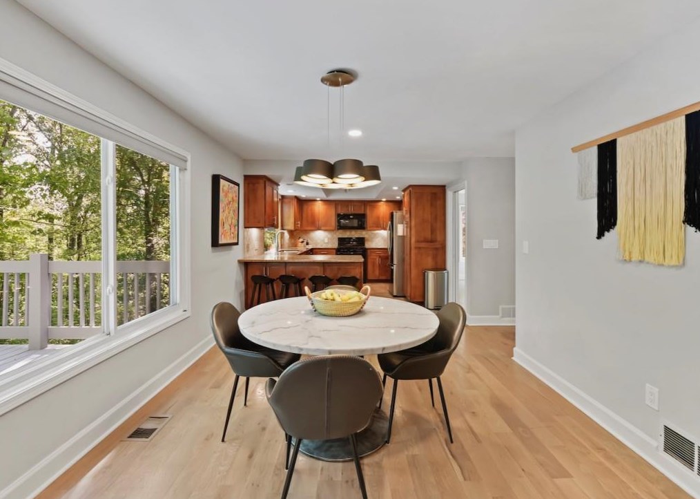 5140 Forest Run Trce, Alpharetta GA  30022-4502 exterior