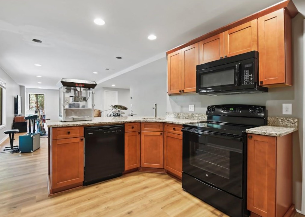 5140 Forest Run Trce, Alpharetta GA  30022-4502 exterior