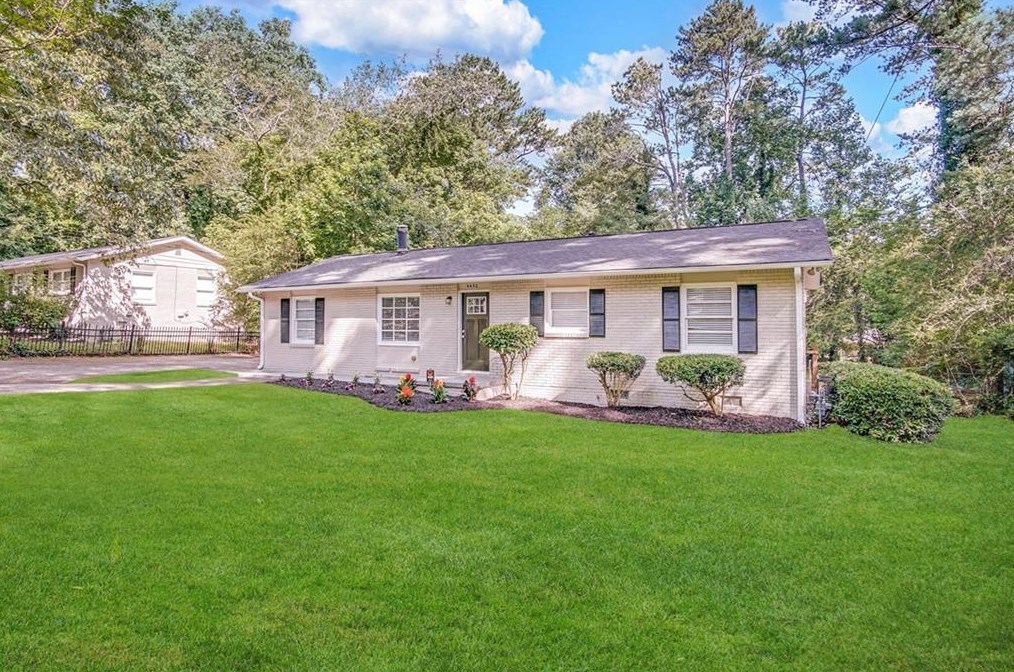 4450 Mercer Rd, Decatur GA  30035-1517 exterior