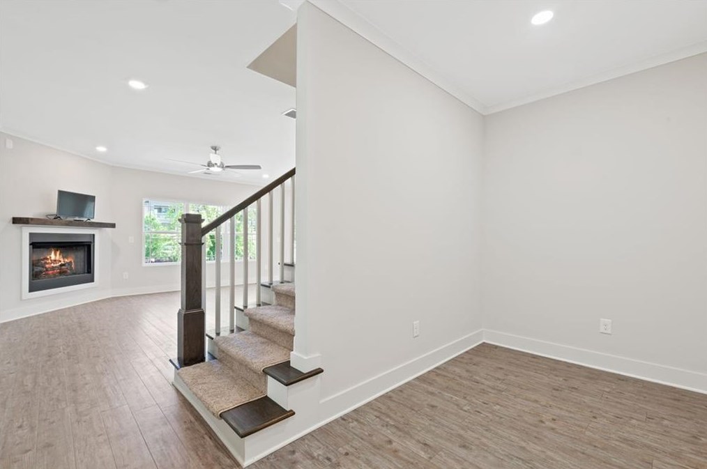 4438 Northside Dr, Acworth GA  30101-4946 exterior