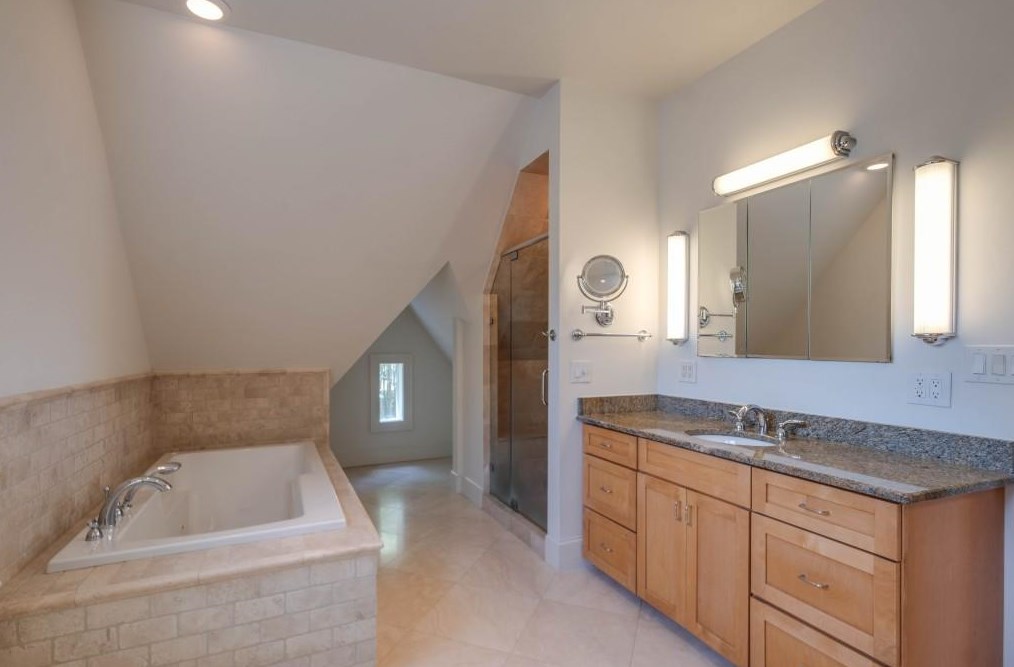 1148 Reeder Cir, Atlanta GA  30306-3311 exterior