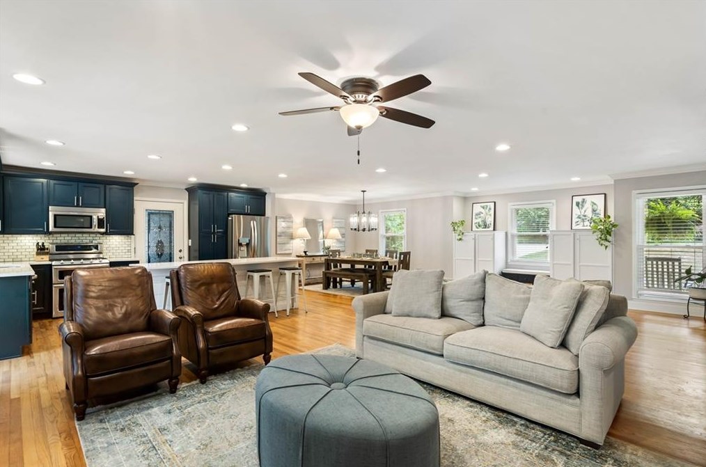 3796 Watkins Pl, Atlanta GA  30319 exterior
