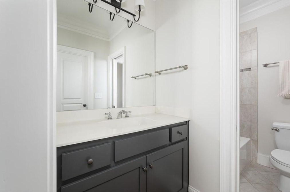 249 Madison Ave, Decatur GA  30030-3543 exterior