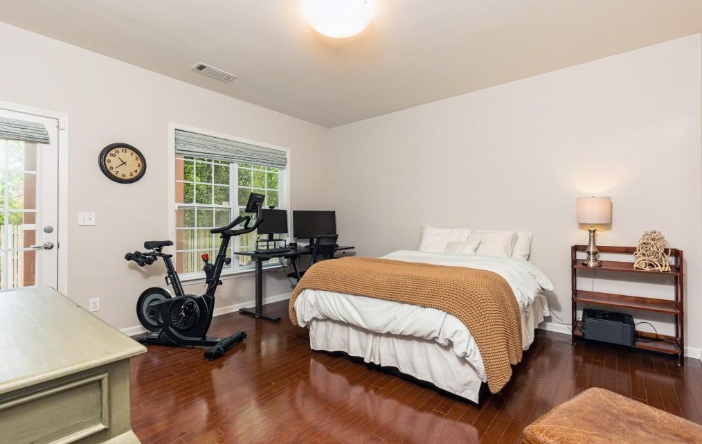 1897 Ridgemont Ln, Decatur GA  30033-4051 exterior