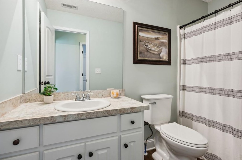 555 Cambridge Farms Dr, Hoschton GA  30548 exterior