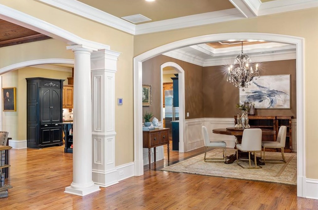 1696 Little Joe Ct, Decatur GA  30033-1519 exterior