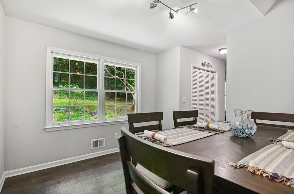 3049 Nottaway Ct, Atlanta GA  30341-4505 exterior