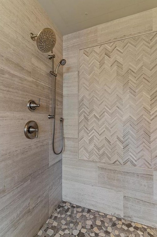 840 Falls Point Cir, Alpharetta GA  30022-8481 exterior