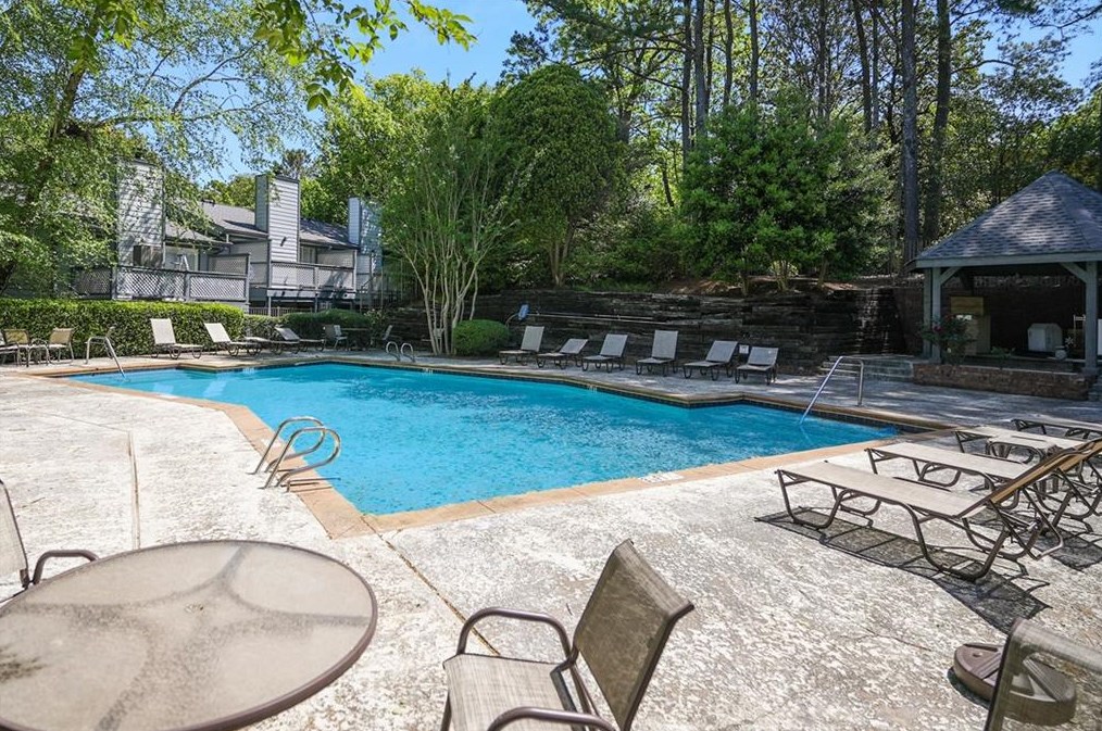 1346 Weatherstone Way, Atlanta GA  30324-4645 exterior