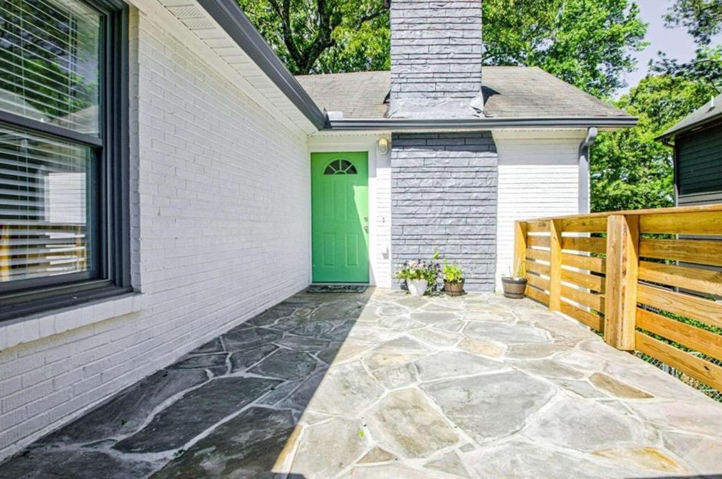 2029 Pryor Rd, Atlanta GA  30315-6008 exterior