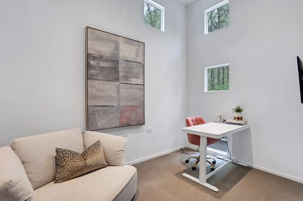 45 Tuxedo Ter, Atlanta GA  30342-4029 exterior