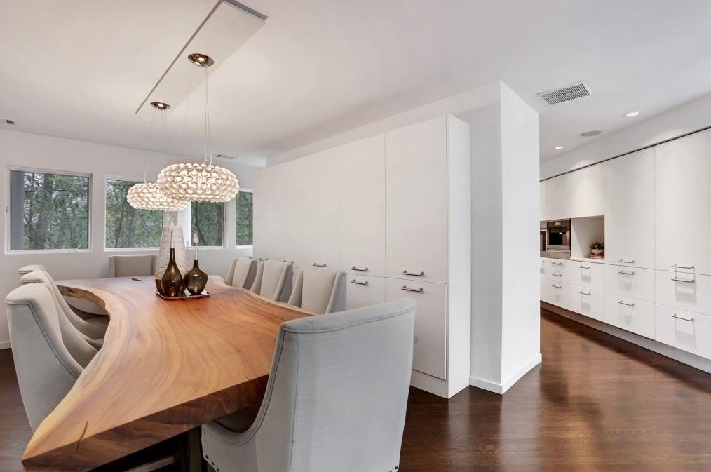 45 Tuxedo Ter, Atlanta GA  30342-4029 exterior