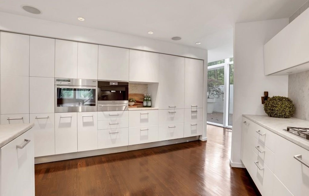 45 Tuxedo Ter, Atlanta GA  30342-4029 exterior