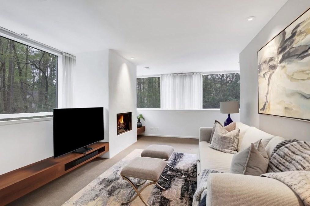 45 Tuxedo Ter, Atlanta GA  30342-4029 exterior