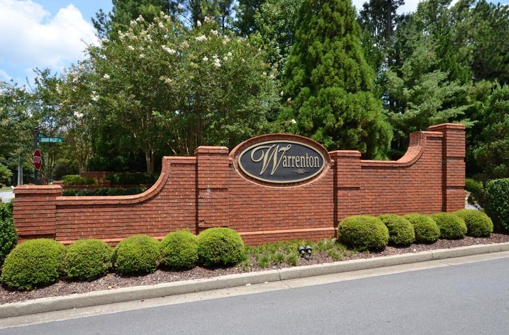 855 Highland Bend Cv, Alpharetta GA  30022-4794 exterior