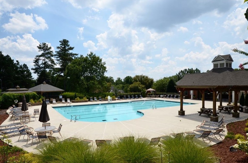 855 Highland Bend Cv, Alpharetta GA  30022-4794 exterior