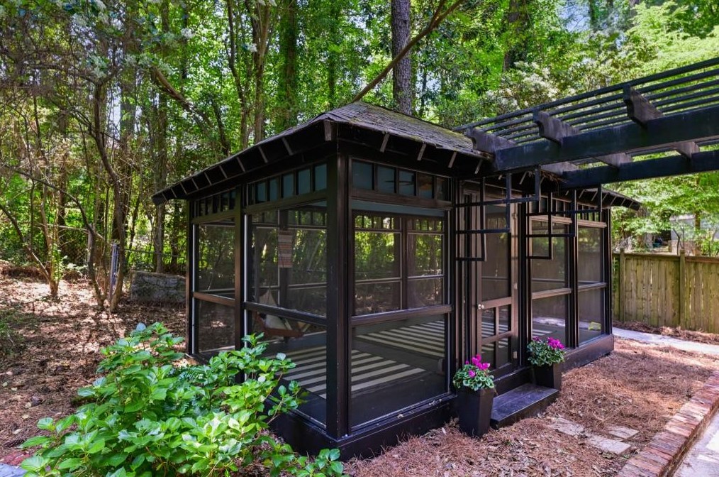 1361 Sheffield Dr, Atlanta GA  30329-3420 exterior