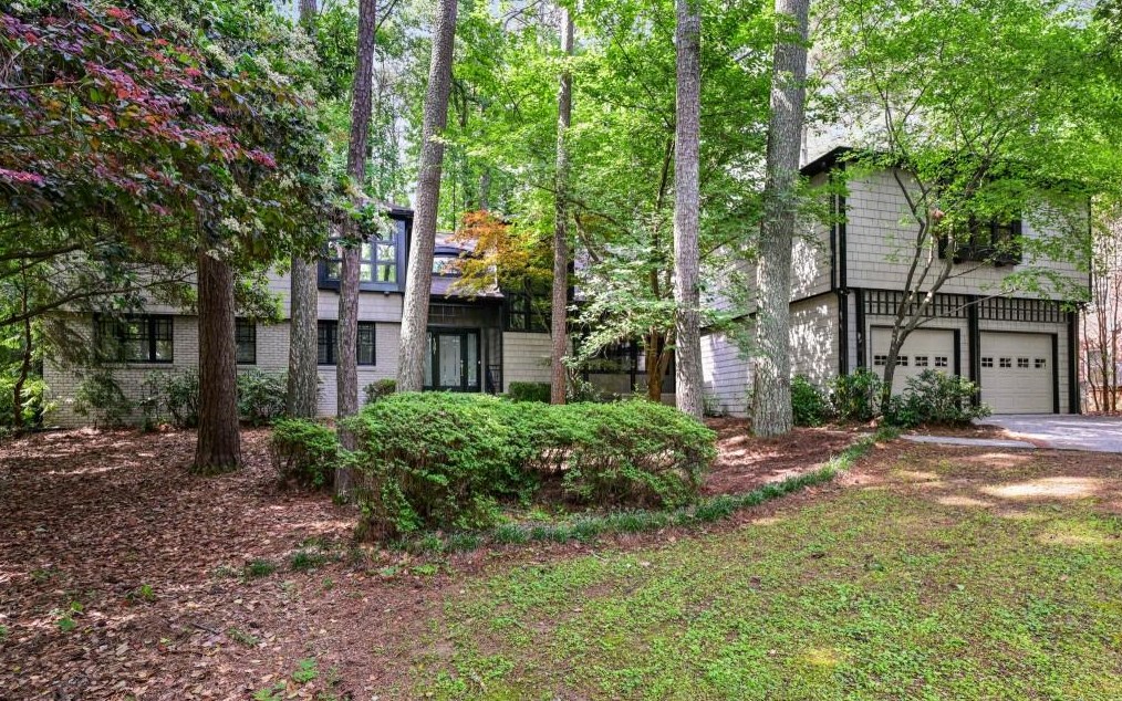 1361 Sheffield Dr, Atlanta GA  30329-3420 exterior