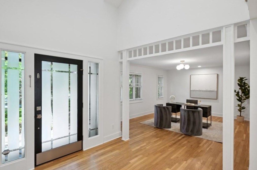 1361 Sheffield Dr, Atlanta GA  30329-3420 exterior
