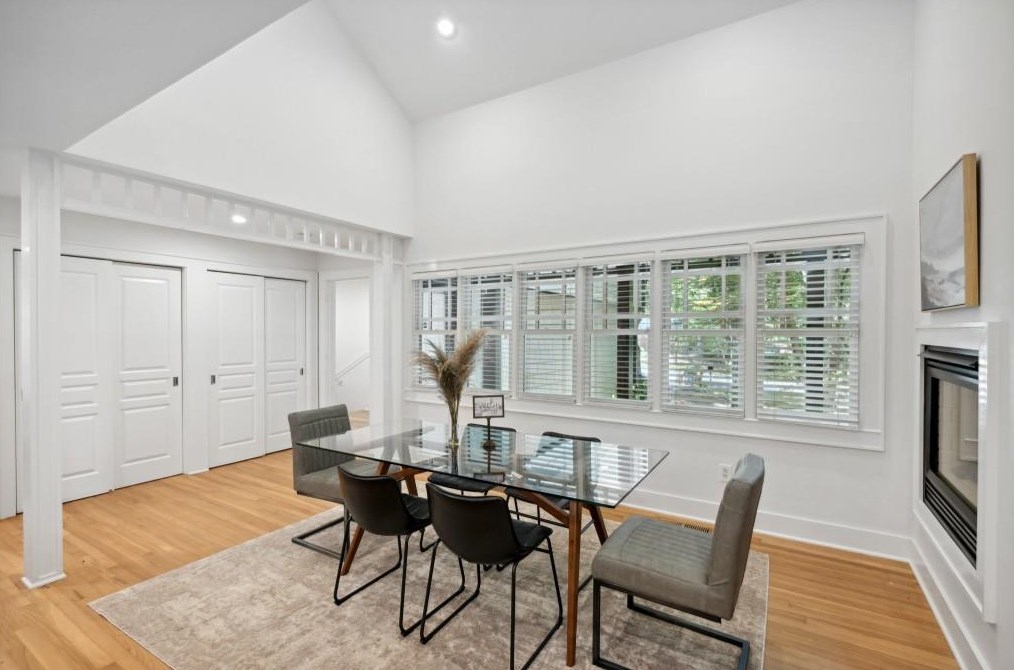 1361 Sheffield Dr, Atlanta GA  30329-3420 exterior