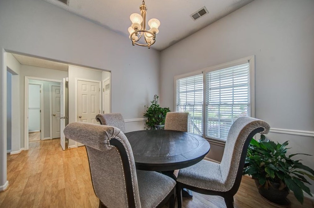 880 Cline Petty Way, Lawrenceville GA  30043-6719 exterior