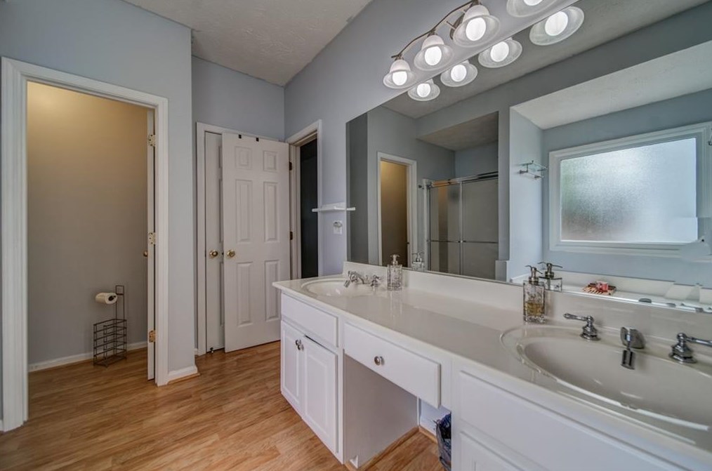 880 Cline Petty Way, Lawrenceville GA  30043-6719 exterior