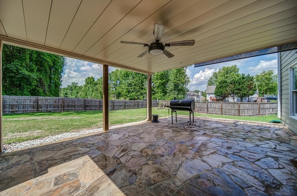 880 Cline Petty Way, Lawrenceville GA  30043-6719 exterior