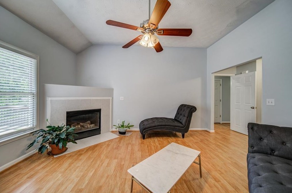 880 Cline Petty Way, Lawrenceville GA  30043-6719 exterior