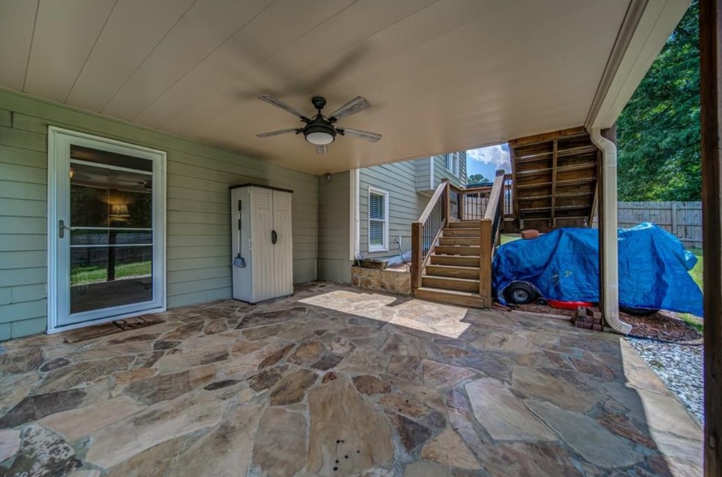 880 Cline Petty Way, Lawrenceville GA  30043-6719 exterior