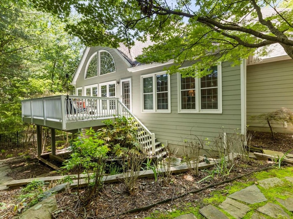 5075 Harbour Ridge Dr, Alpharetta GA  30005-6972 exterior