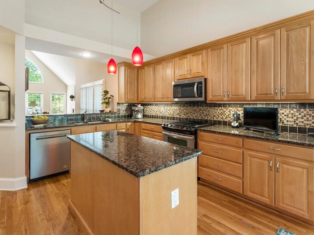 5075 Harbour Ridge Dr, Alpharetta GA  30005-6972 exterior