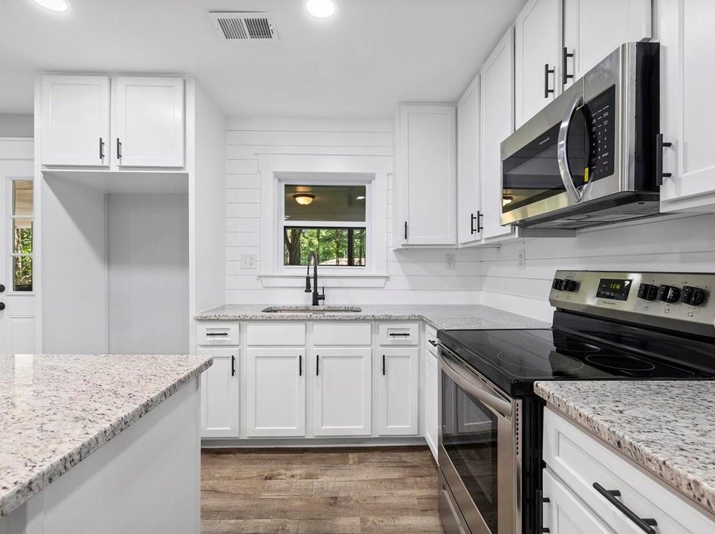 94 Mona Pl, Dallas GA  30132-8191 exterior