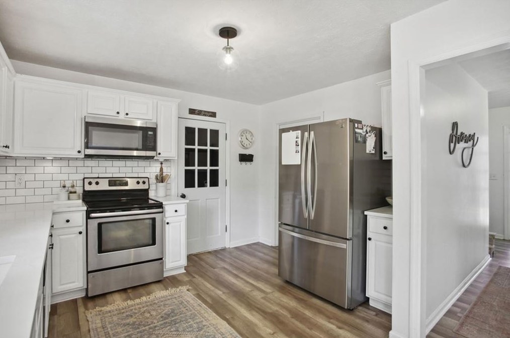 201 Muddy River Rd, Lawrenceville GA  30043-4465 exterior