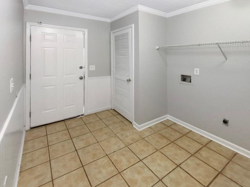 1783 Hawthorne Ave, Smyrna GA  30080-2335 exterior