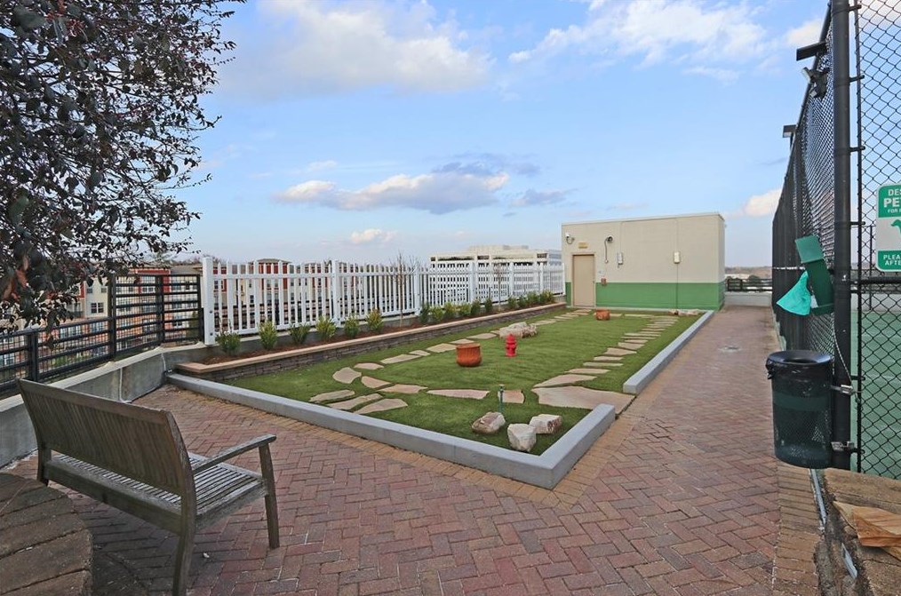 4561 Olde Perimeter Way, Atlanta GA 30346-1226 exterior