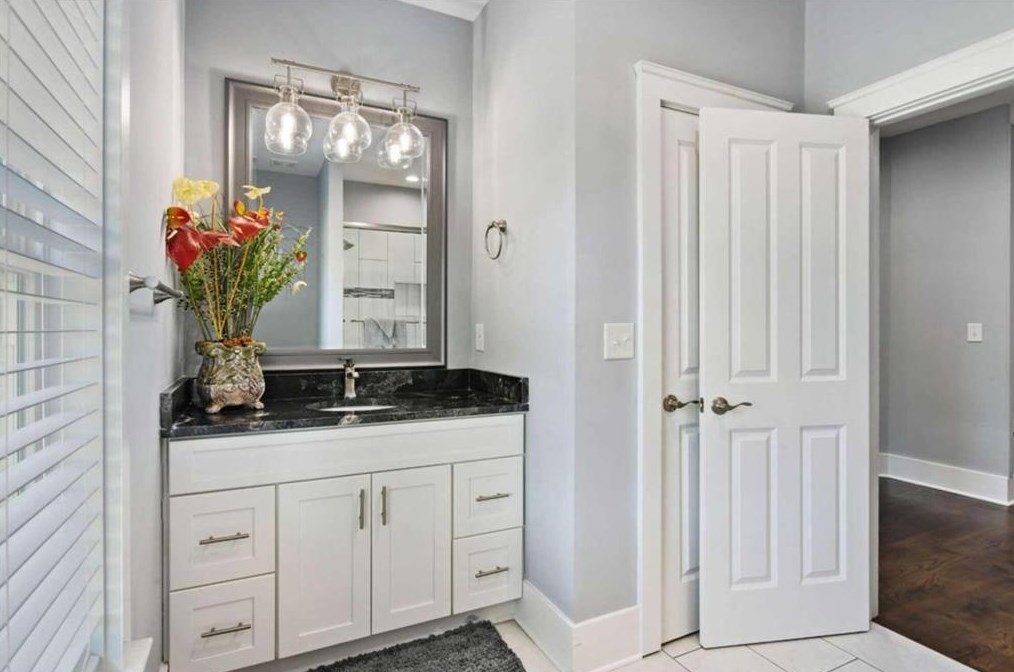 1967 Cogar Dr, Decatur GA 30032 exterior