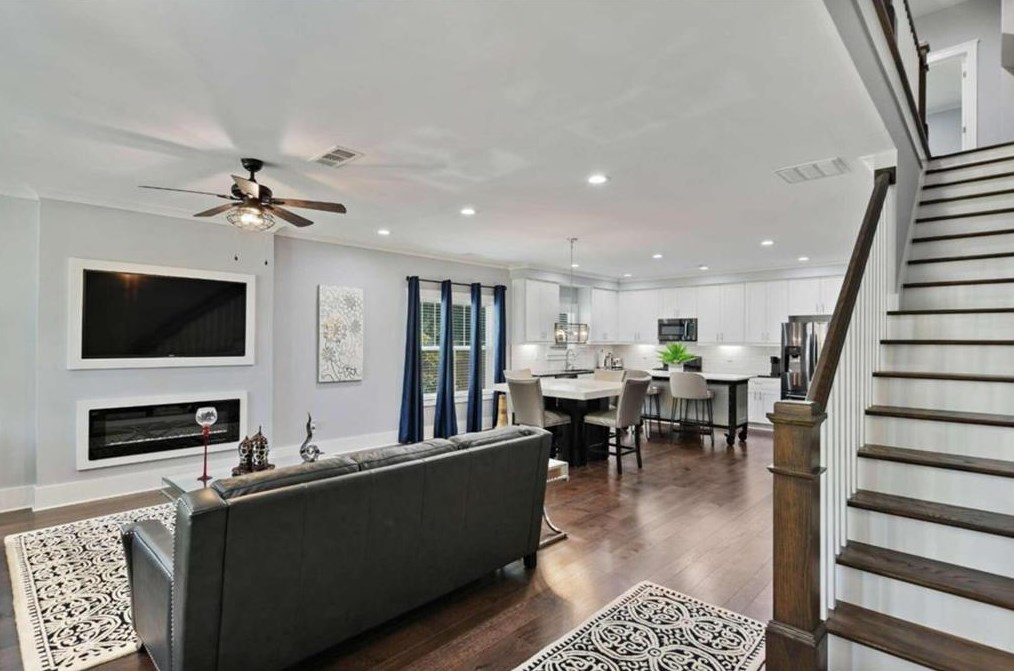 1967 Cogar Dr, Decatur GA 30032 exterior