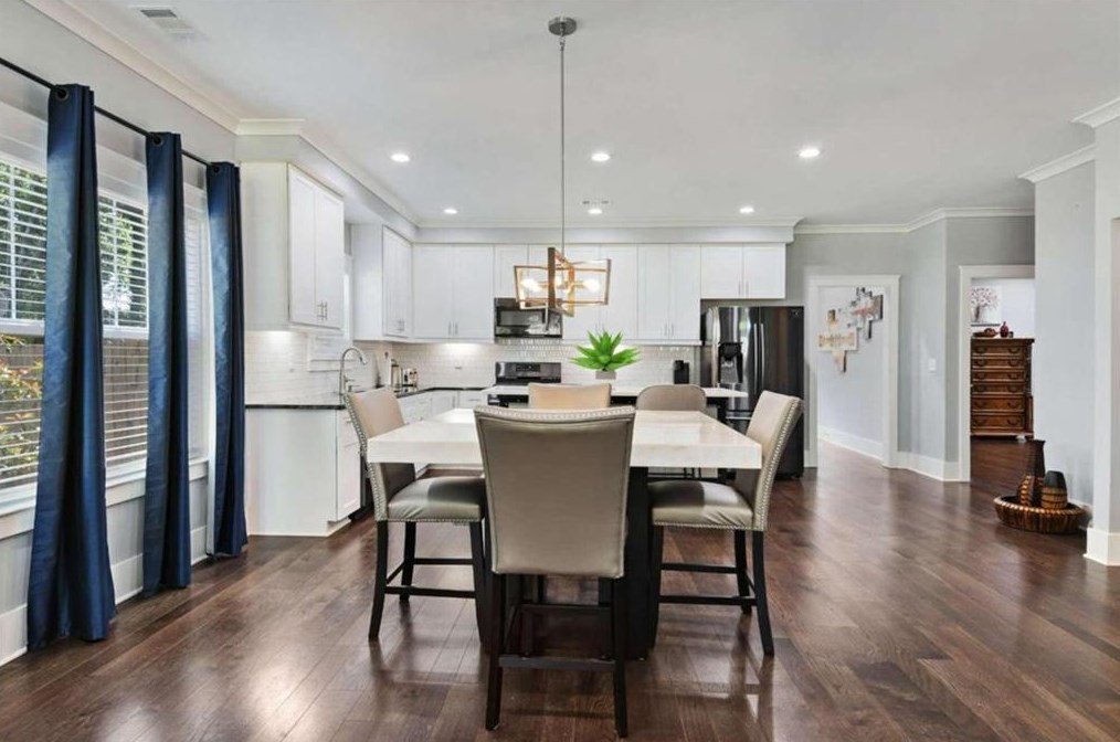 1967 Cogar Dr, Decatur GA 30032 exterior