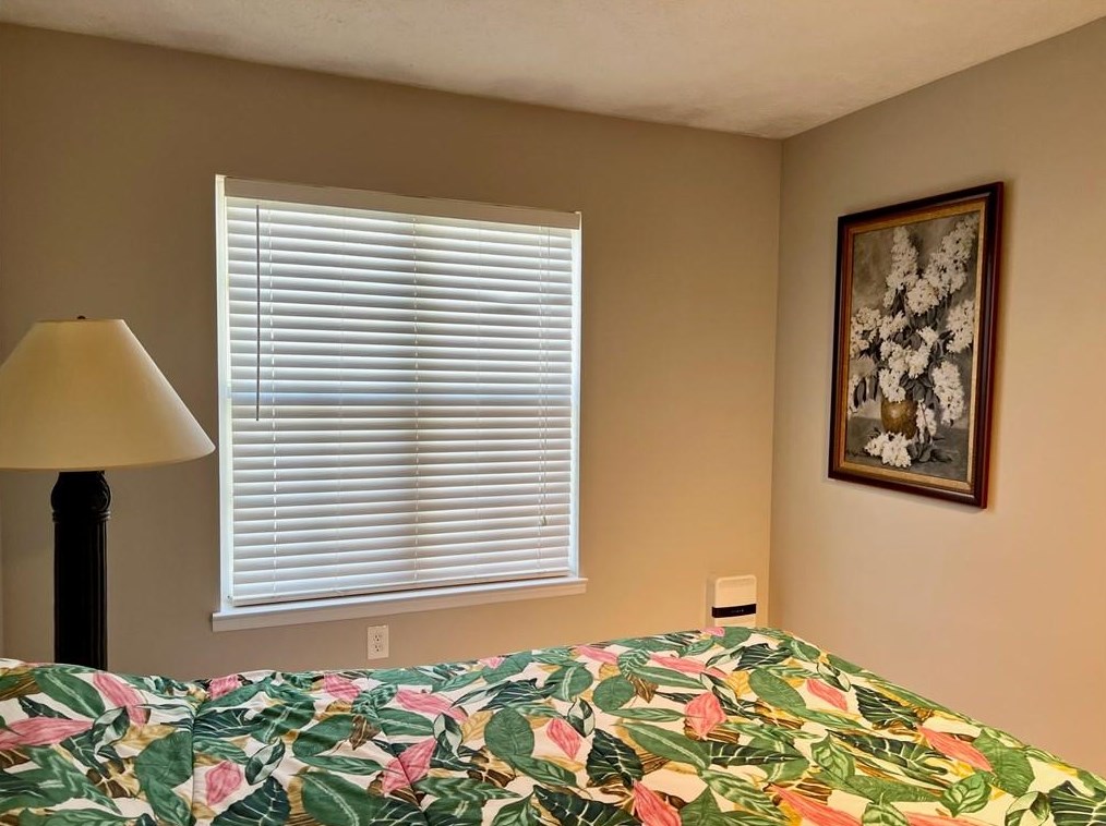 3383 Spring Harbour Dr, Atlanta GA  30340-4271 exterior