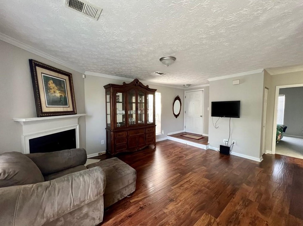 3383 Spring Harbour Dr, Atlanta GA  30340-4271 exterior