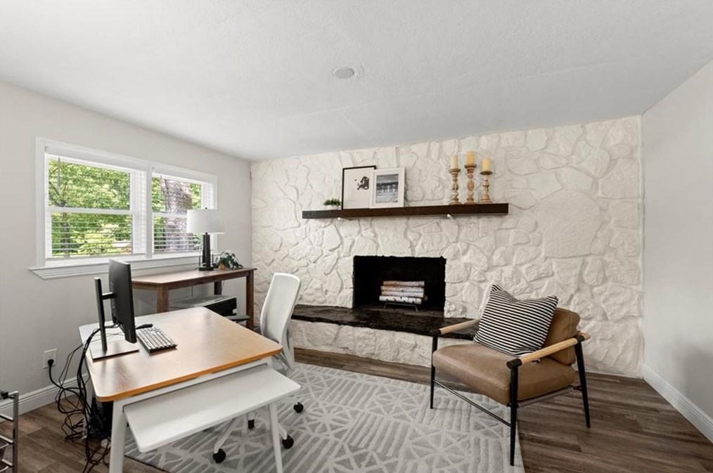 185 Pineland Dr, Smyrna GA  30082-2734 exterior