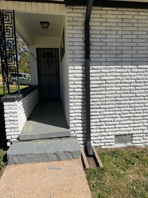 2052 Austin Dr, Decatur GA  30032-6103 exterior