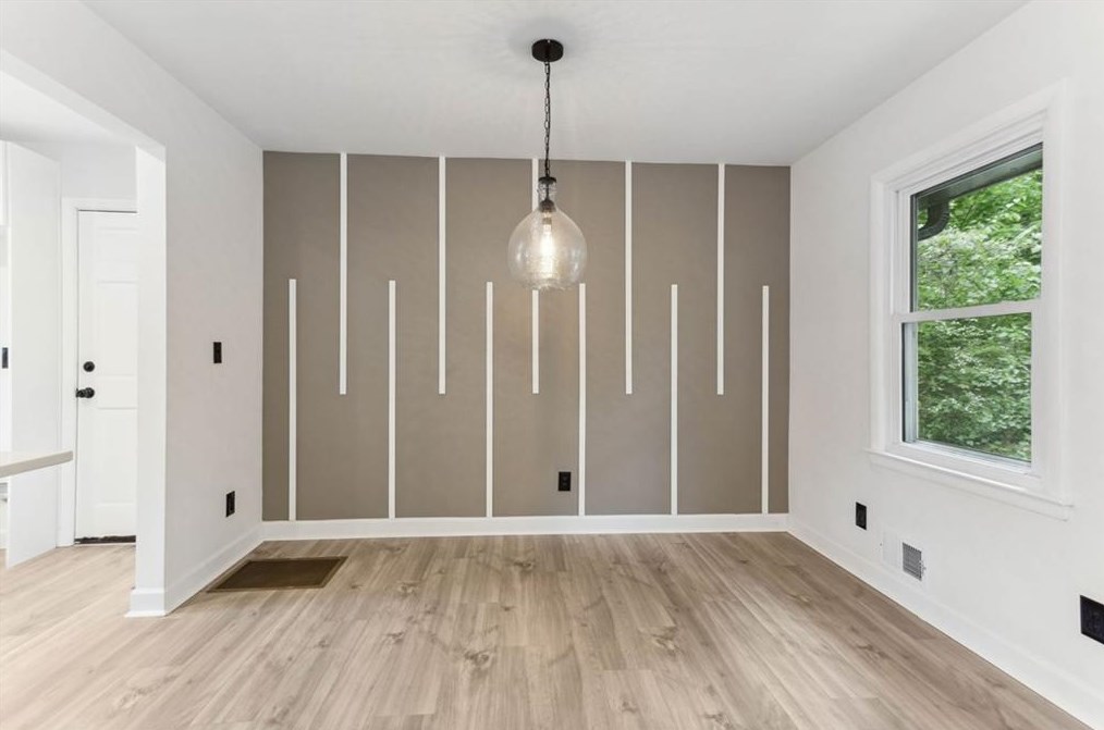 4083 Glade Ct, Decatur GA  30035-1905 exterior