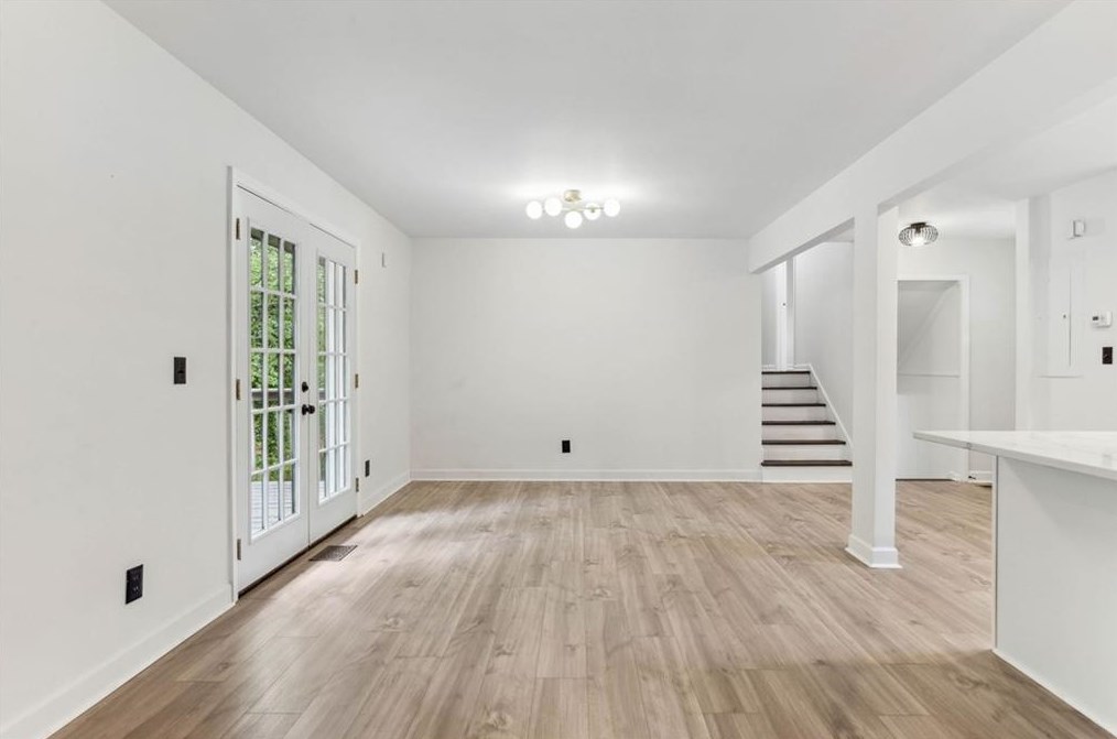 4083 Glade Ct, Decatur GA  30035-1905 exterior