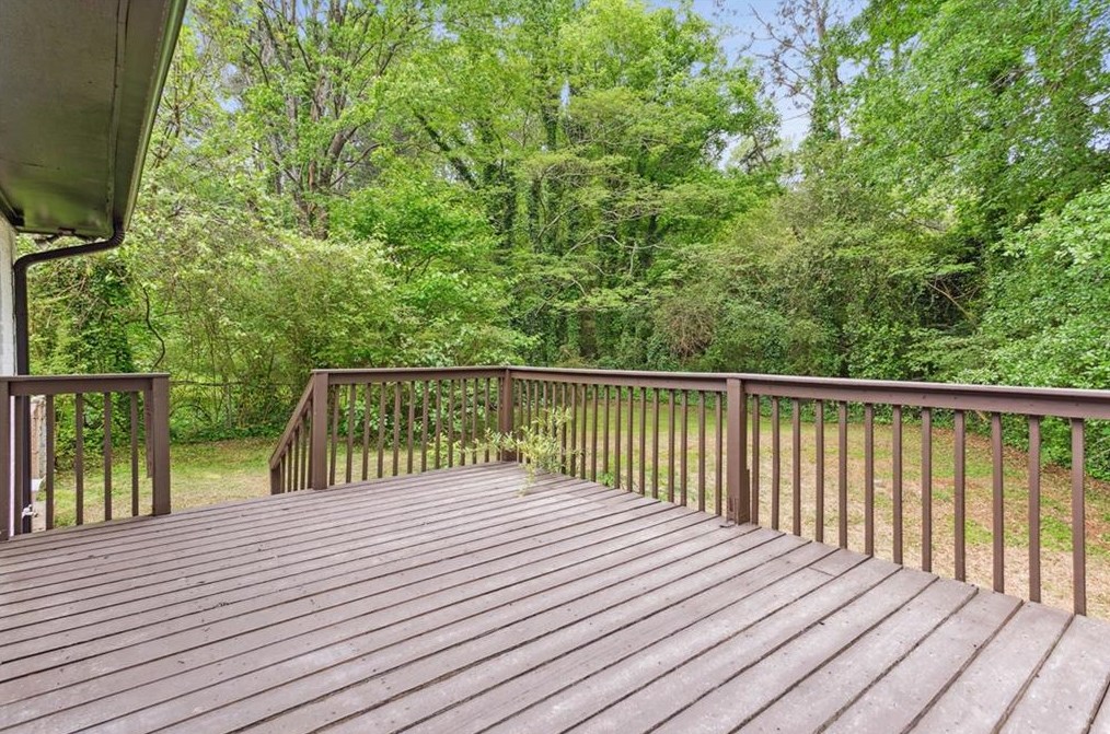 4083 Glade Ct, Decatur GA  30035-1905 exterior