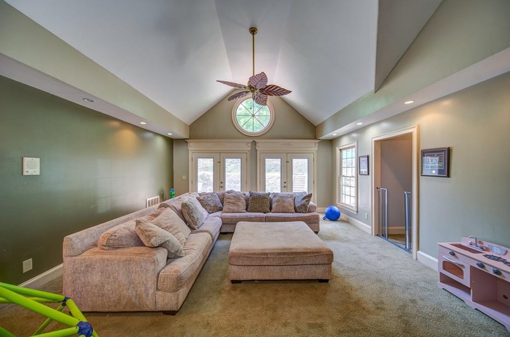 2 Stonebrook Dr, Rome GA  30165-6504 exterior
